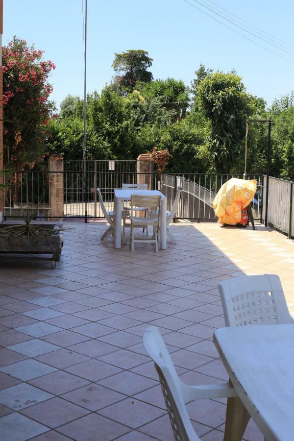 La Casa Dell'Orso Bed & Breakfast Ciampino Luaran gambar